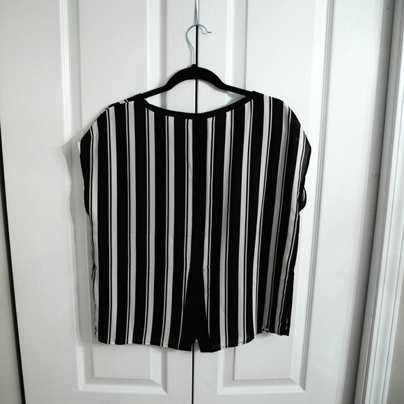 NWOT PLENTY MONK & LOU Blouse - Medium - Picture 3 of 6